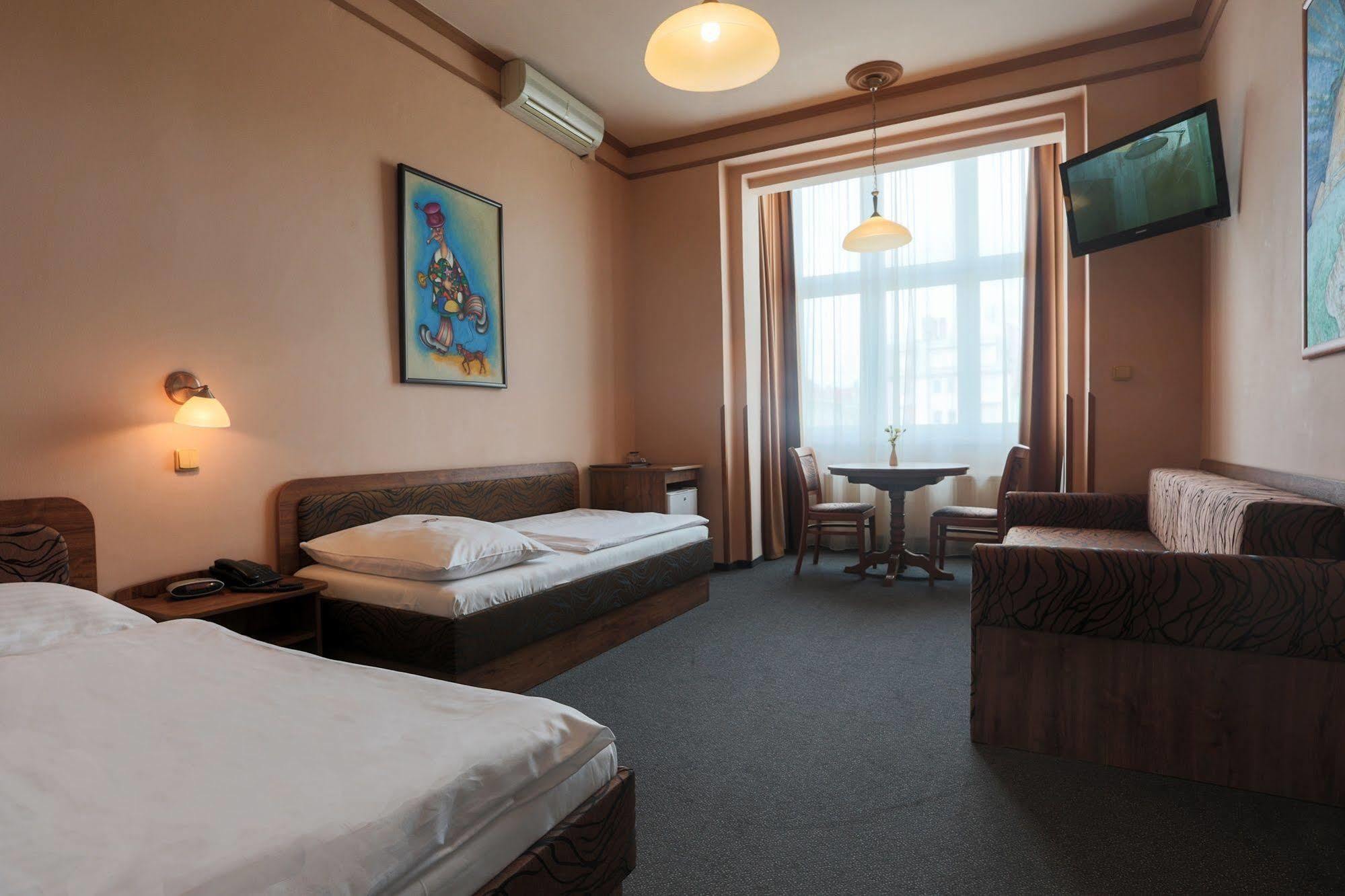 Hotel Victoria 3*